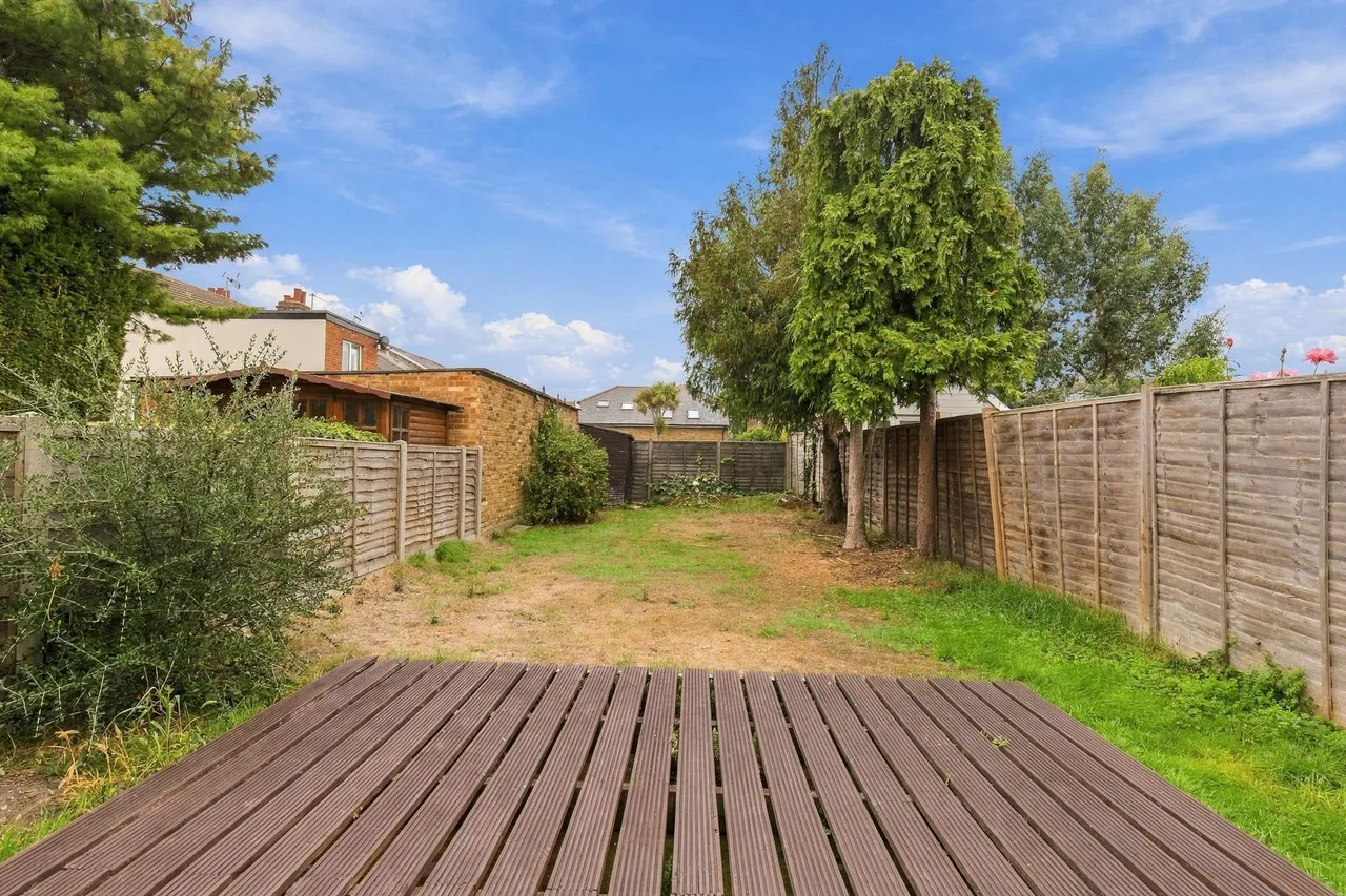 Woodthorpe Road, Ashford, TW15, photo 22