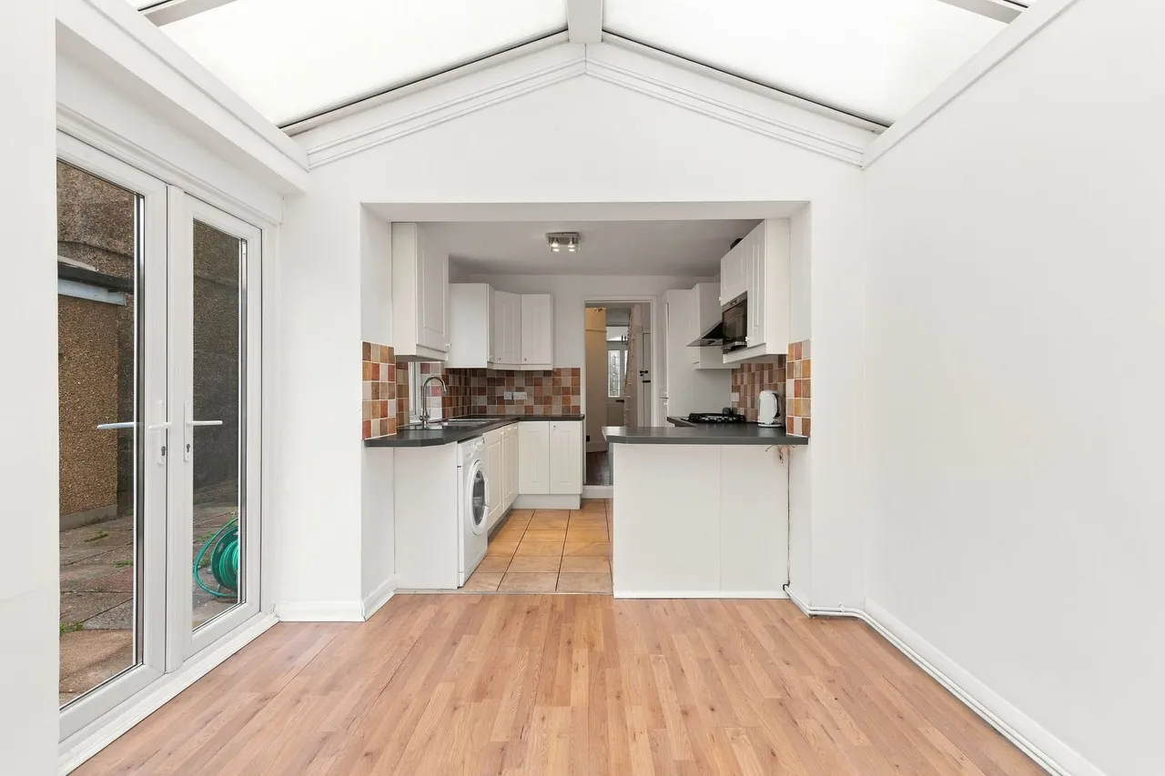 Woodthorpe Road, Ashford, TW15, photo 4