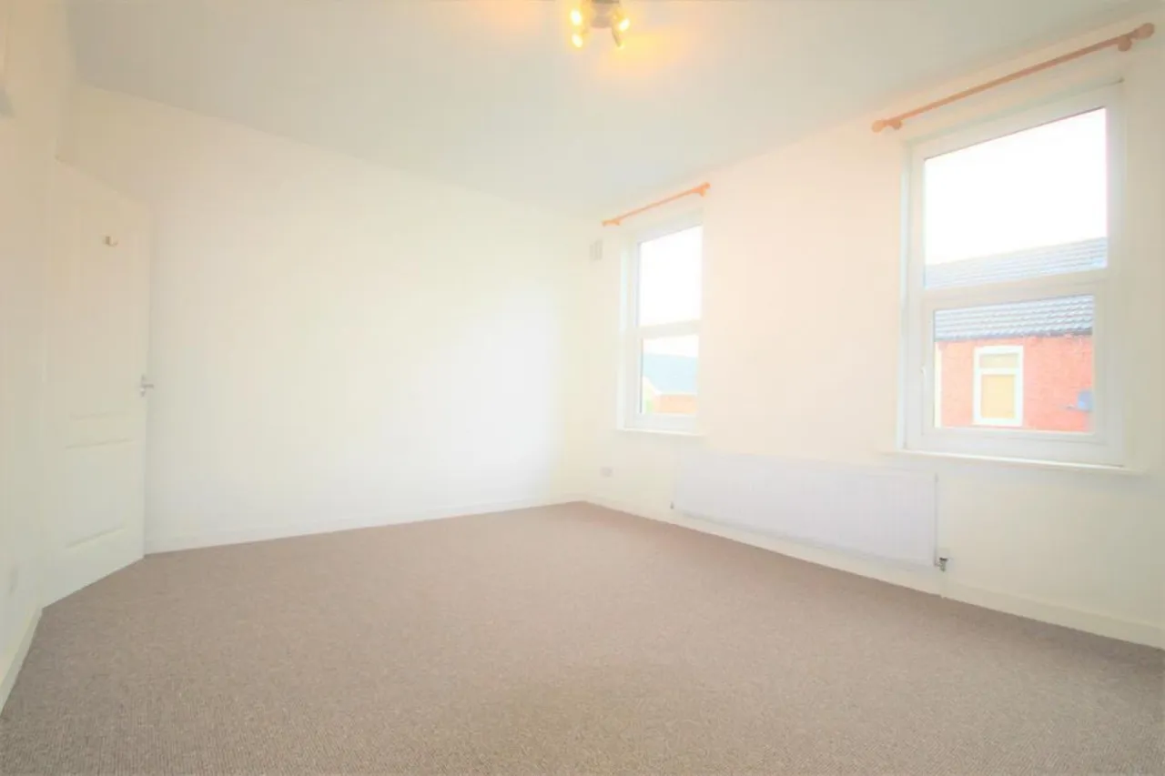 Poplar Avenue, Garforth, LS25, photo 5