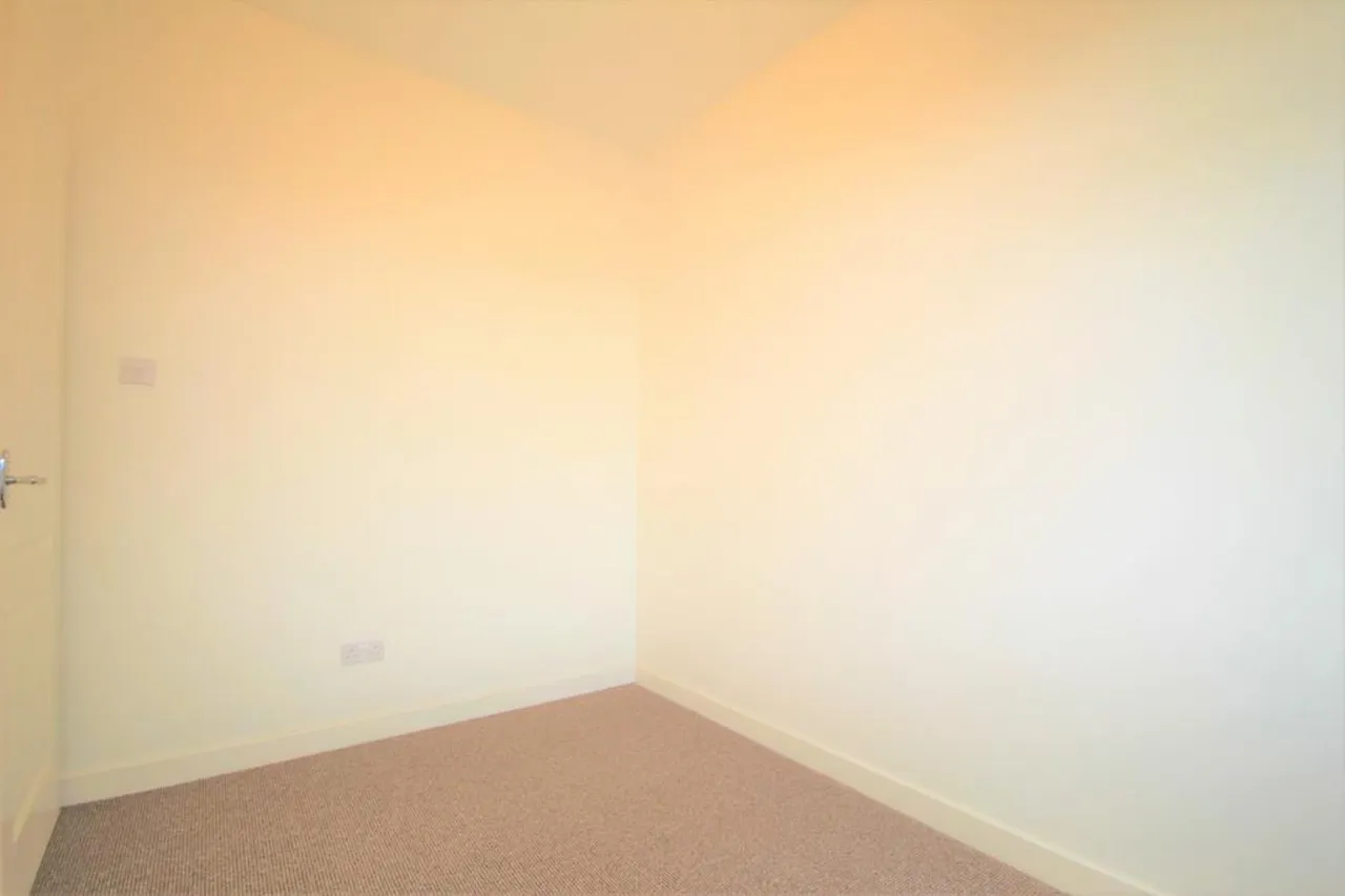 Poplar Avenue, Garforth, LS25, photo 8