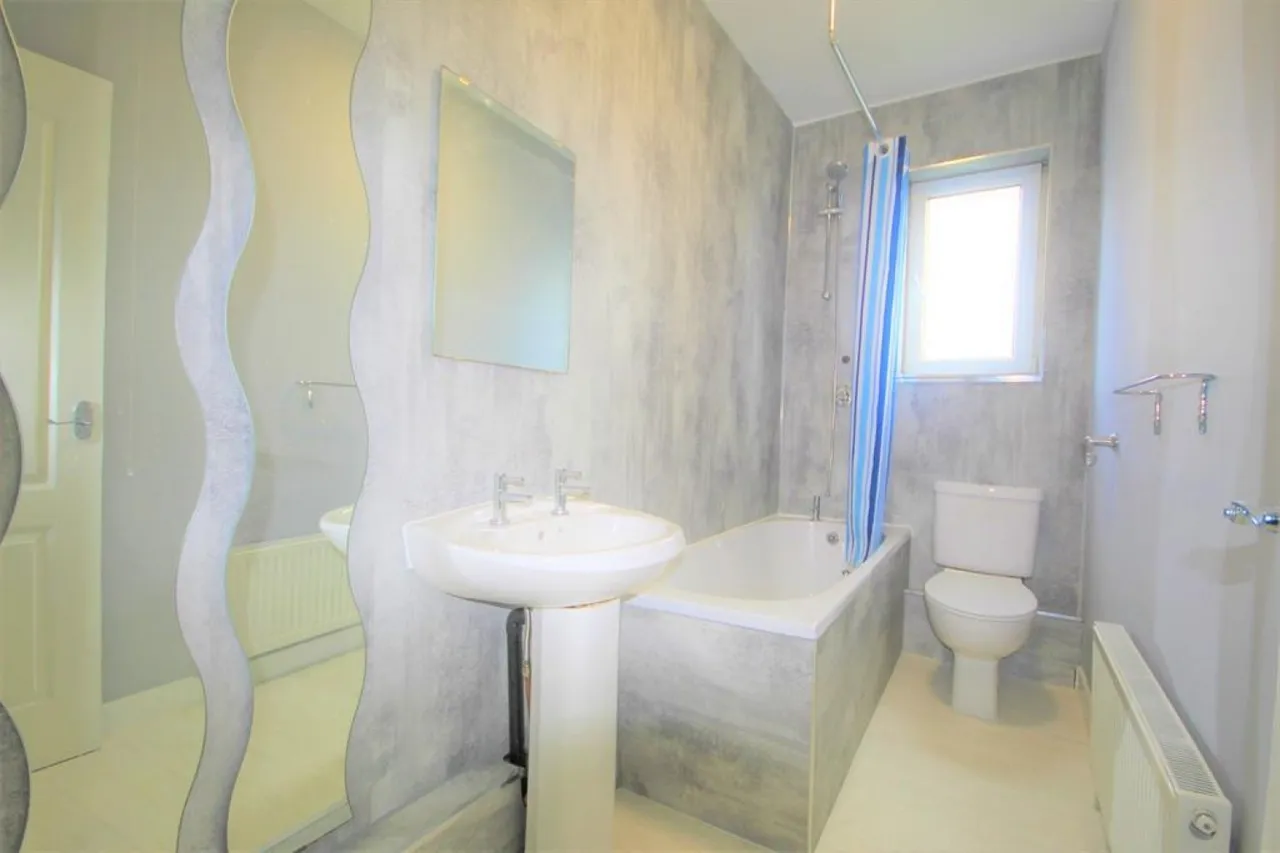 Poplar Avenue, Garforth, LS25, photo 9
