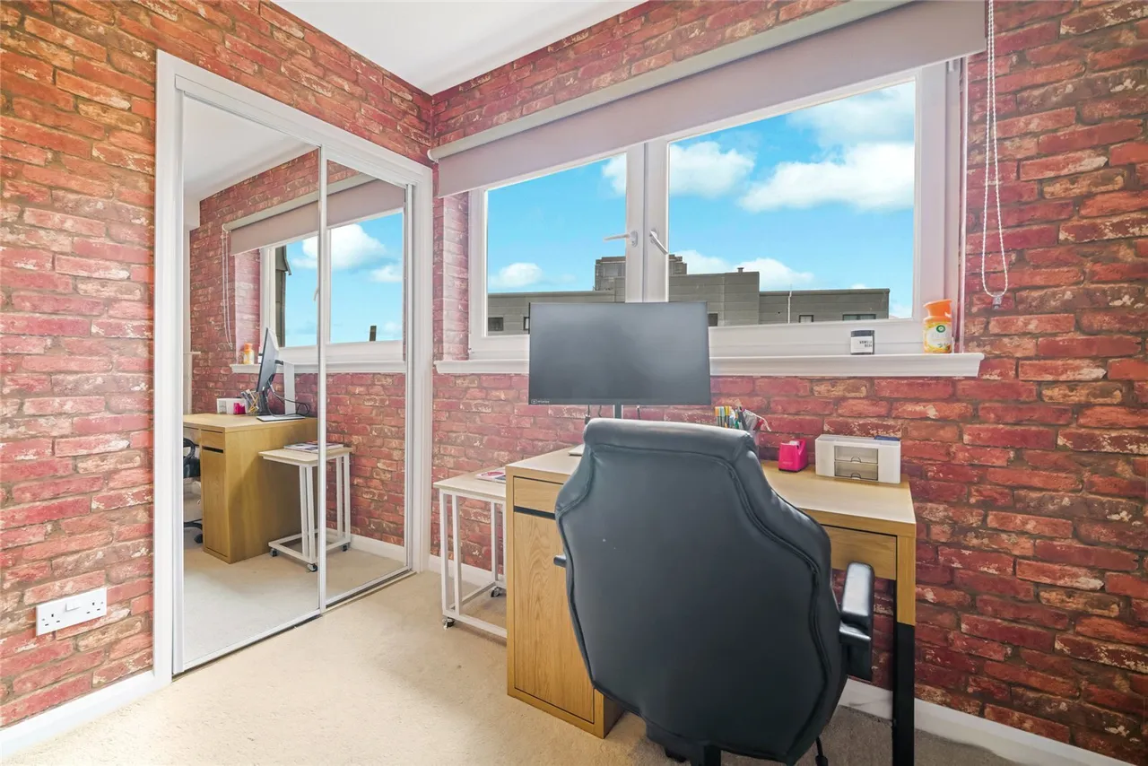 Barrland Court, Glasgow, G41, photo 16