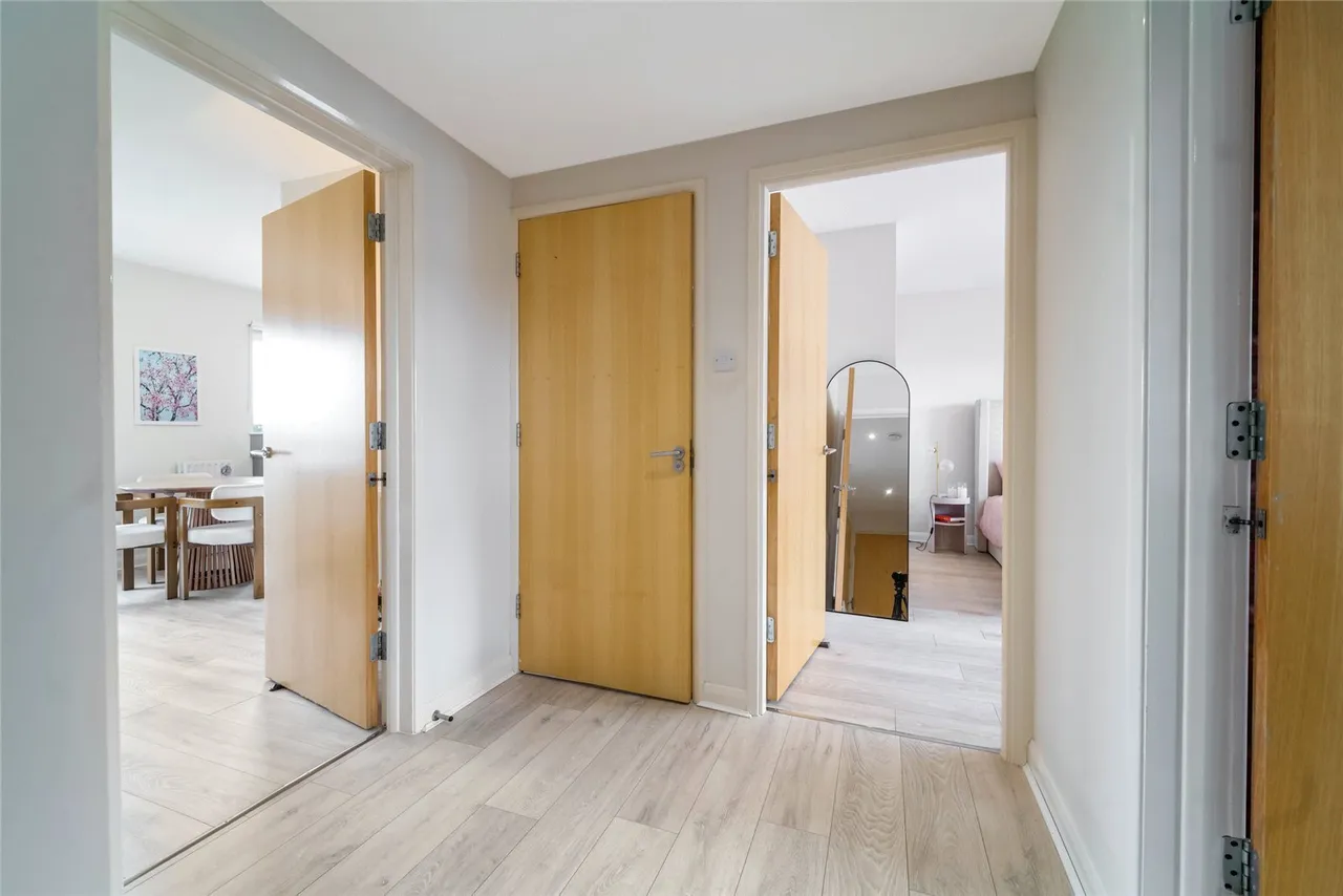 Barrland Court, Glasgow, G41, photo 5