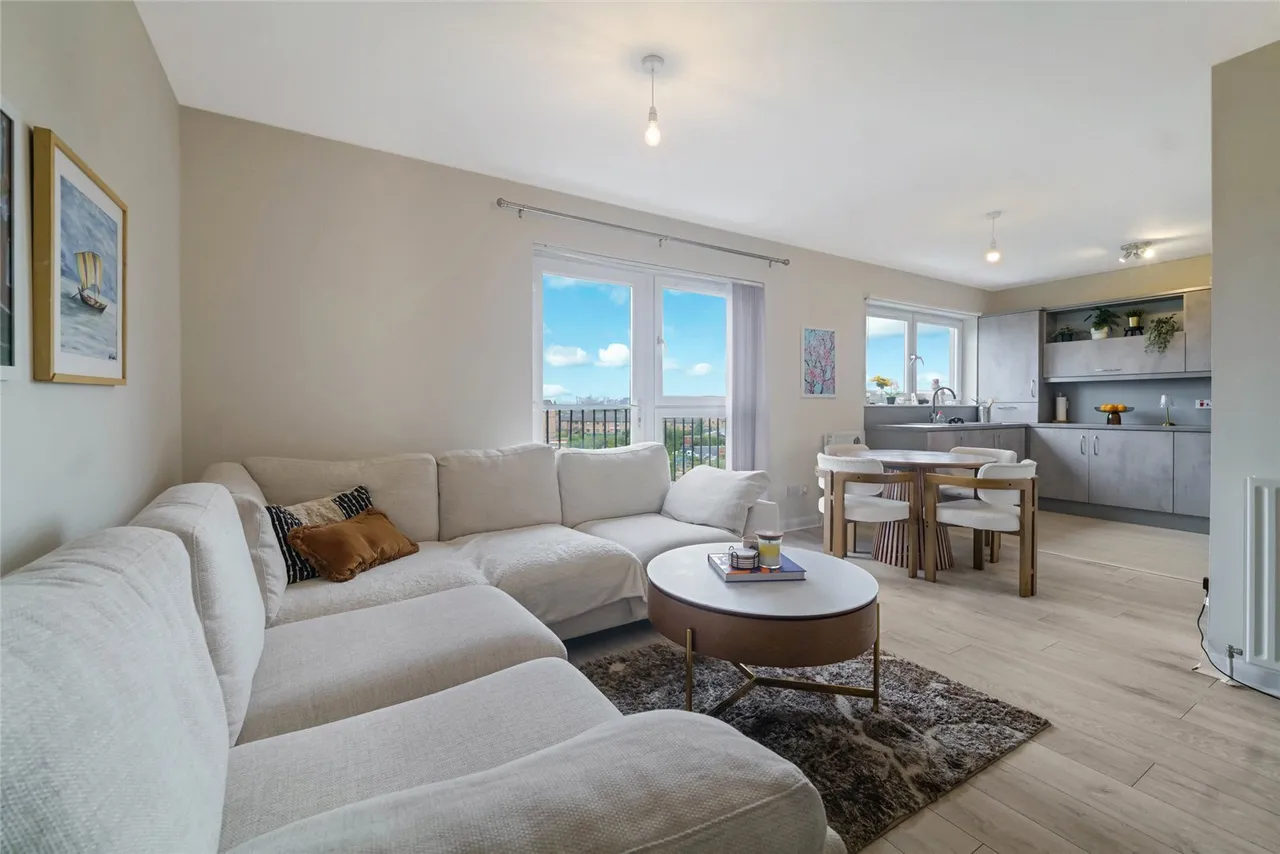 Barrland Court, Glasgow, G41, photo 2