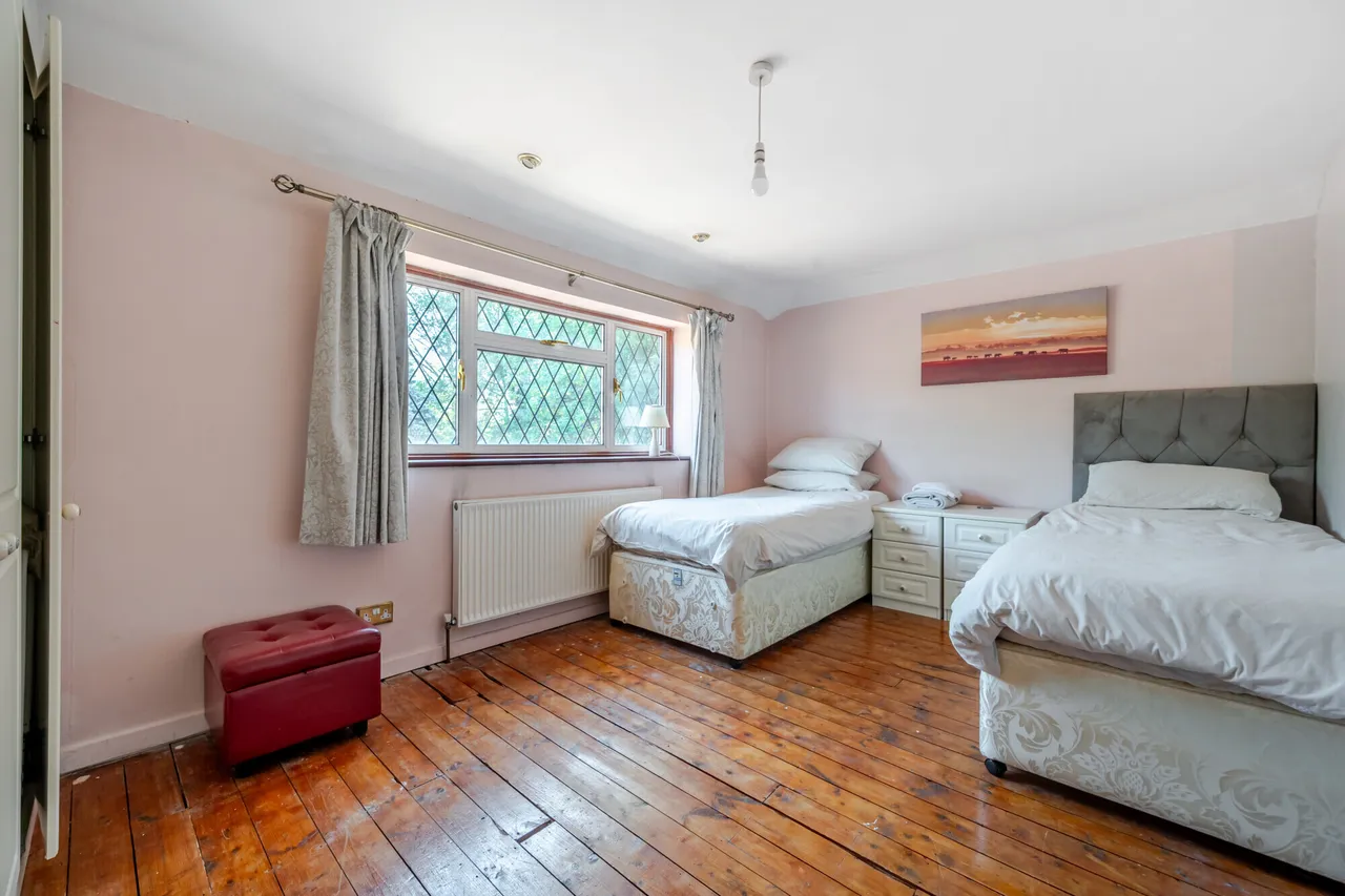 Burfield Road, Windsor, SL4, photo 11