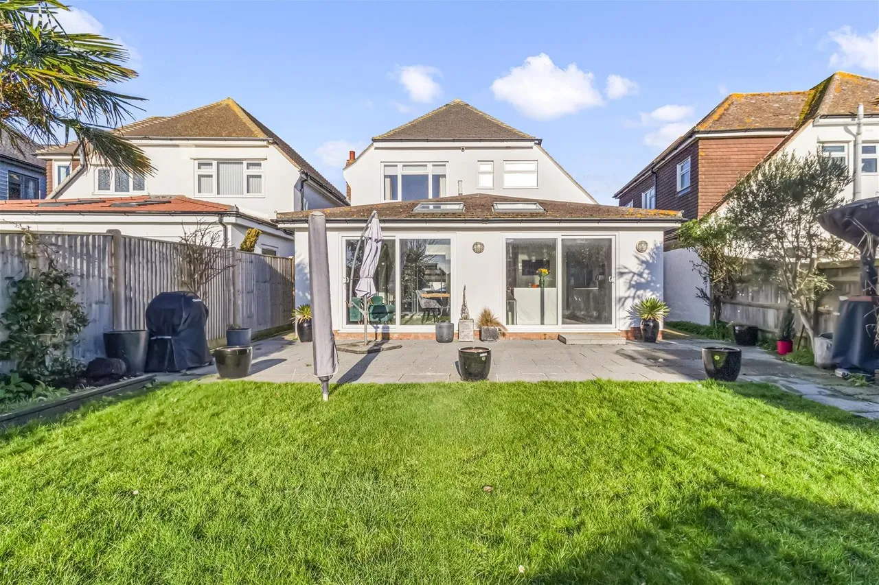 Alinora Crescent, Goring-By-Sea, Worthing, photo 10