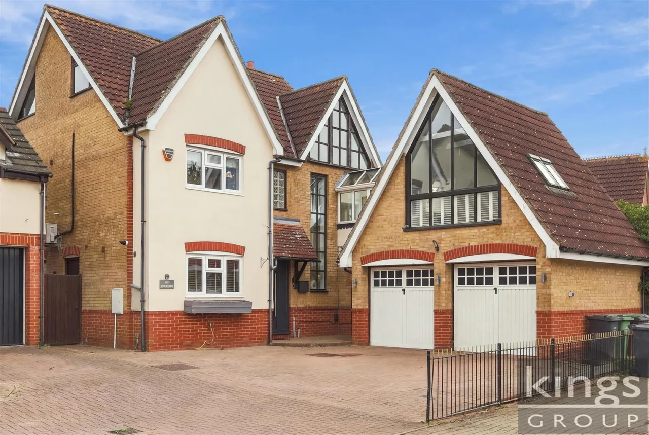 5 bed house for sale, Davenport, Harlow