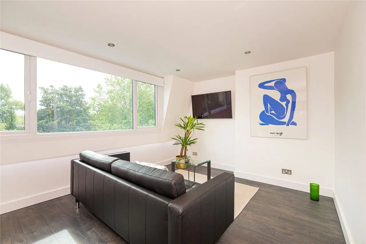 1 bed flat for sale — Old Brompton Road, Earl's Court, SW5