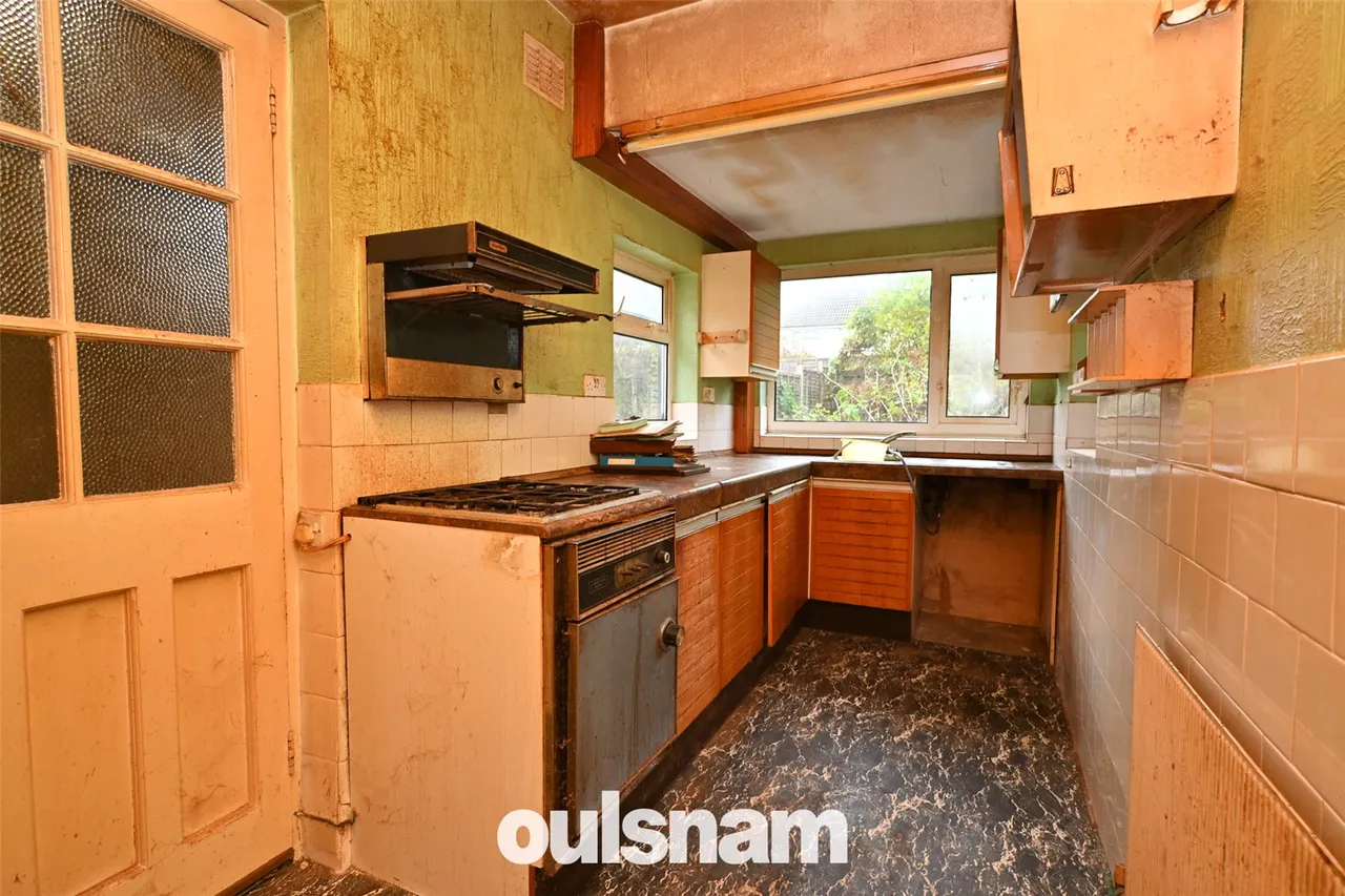 Hill Top Road, Northfield, Birmingham, B31 5AP, photo 2