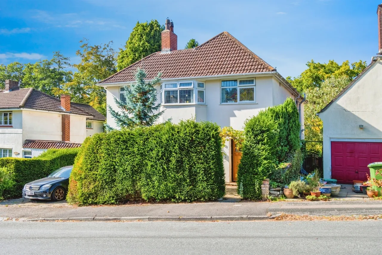 4 bed house for sale — Bassett Dale, Southampton