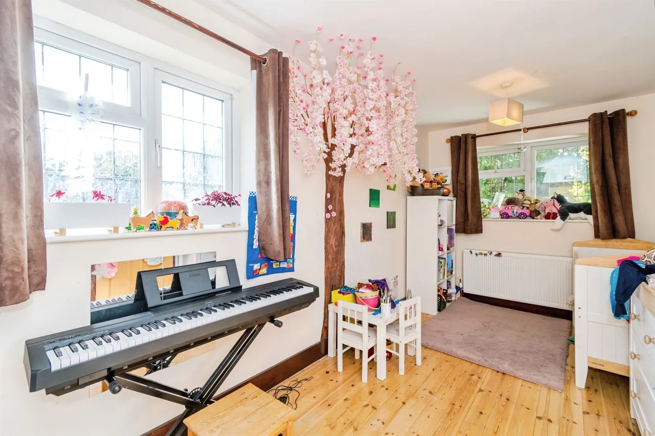 Bassett Dale, Southampton, photo 12