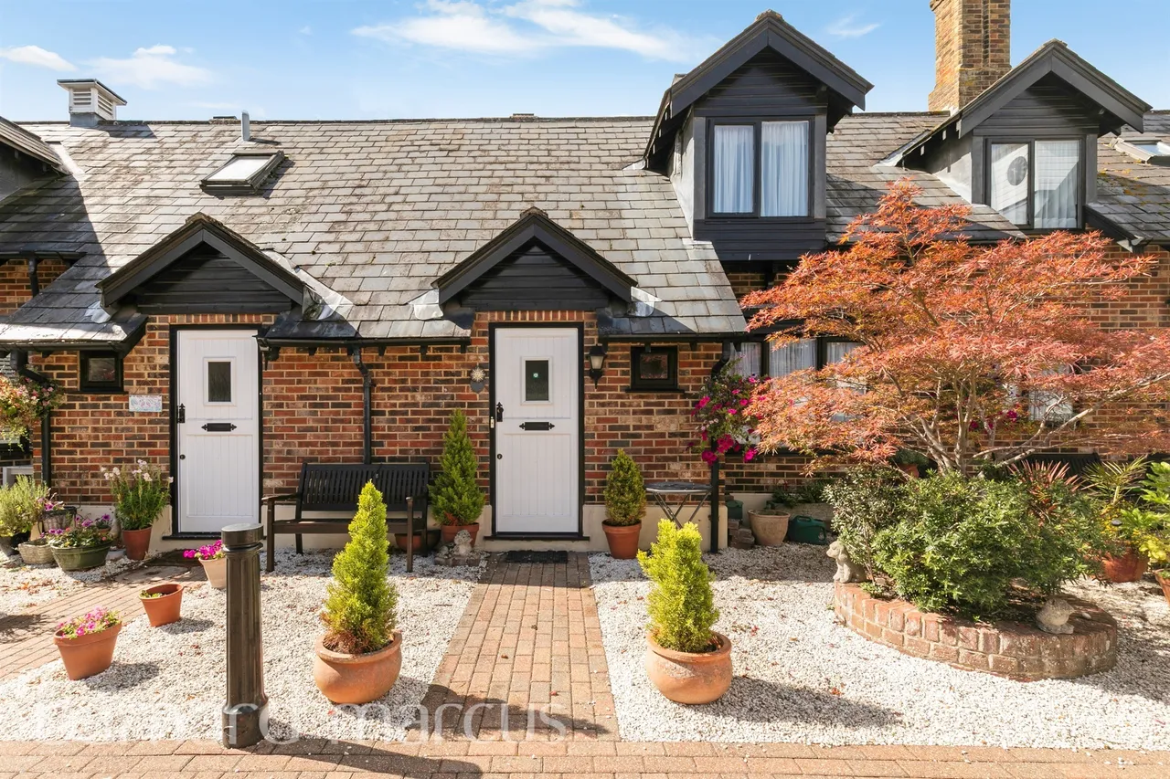 1 bed house for sale — West Hill, Epsom