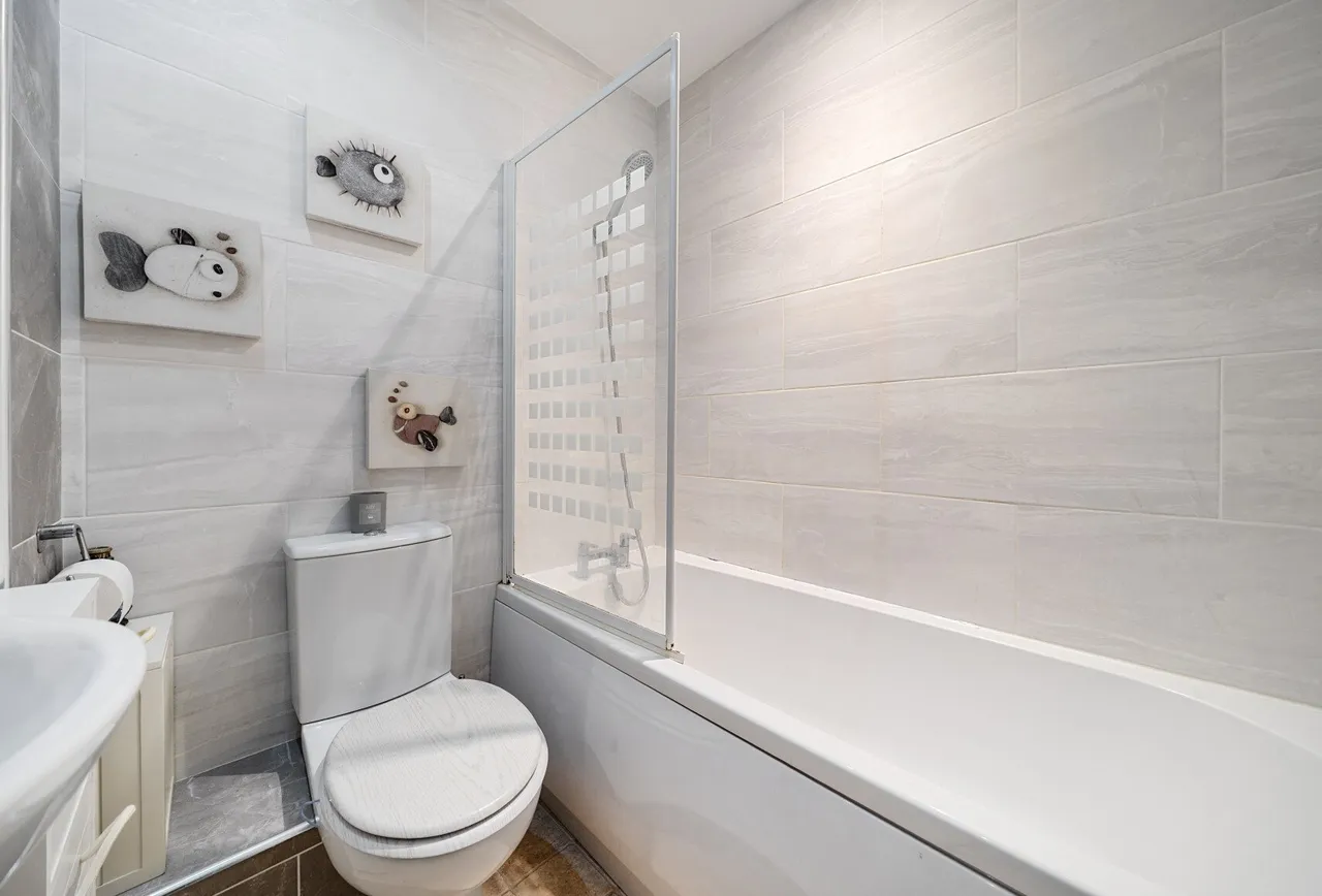 Willowbrook Drive, Cheltenham, GL51 0PU, photo 14