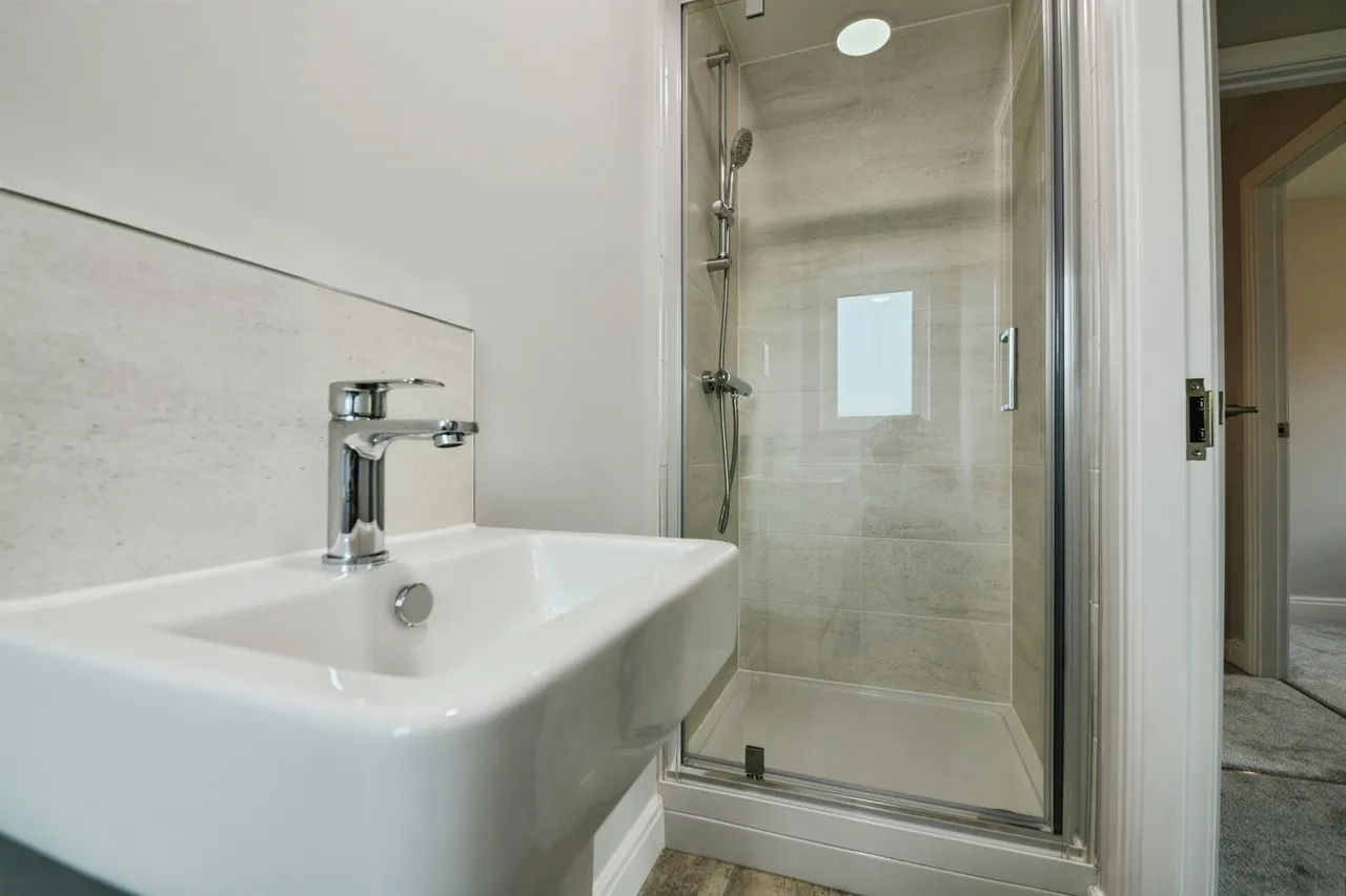 Curlew Road, Boston, PE21, photo 13