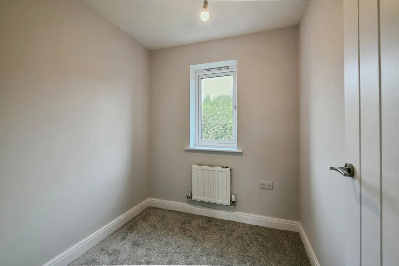 Curlew Road, Boston, PE21, photo 16