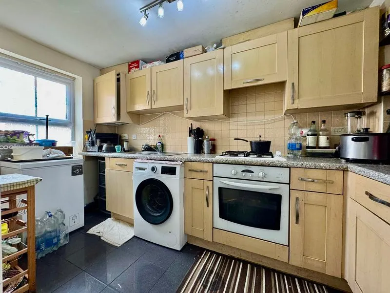 Morgan Close, Luton LU4 9GL, photo 4