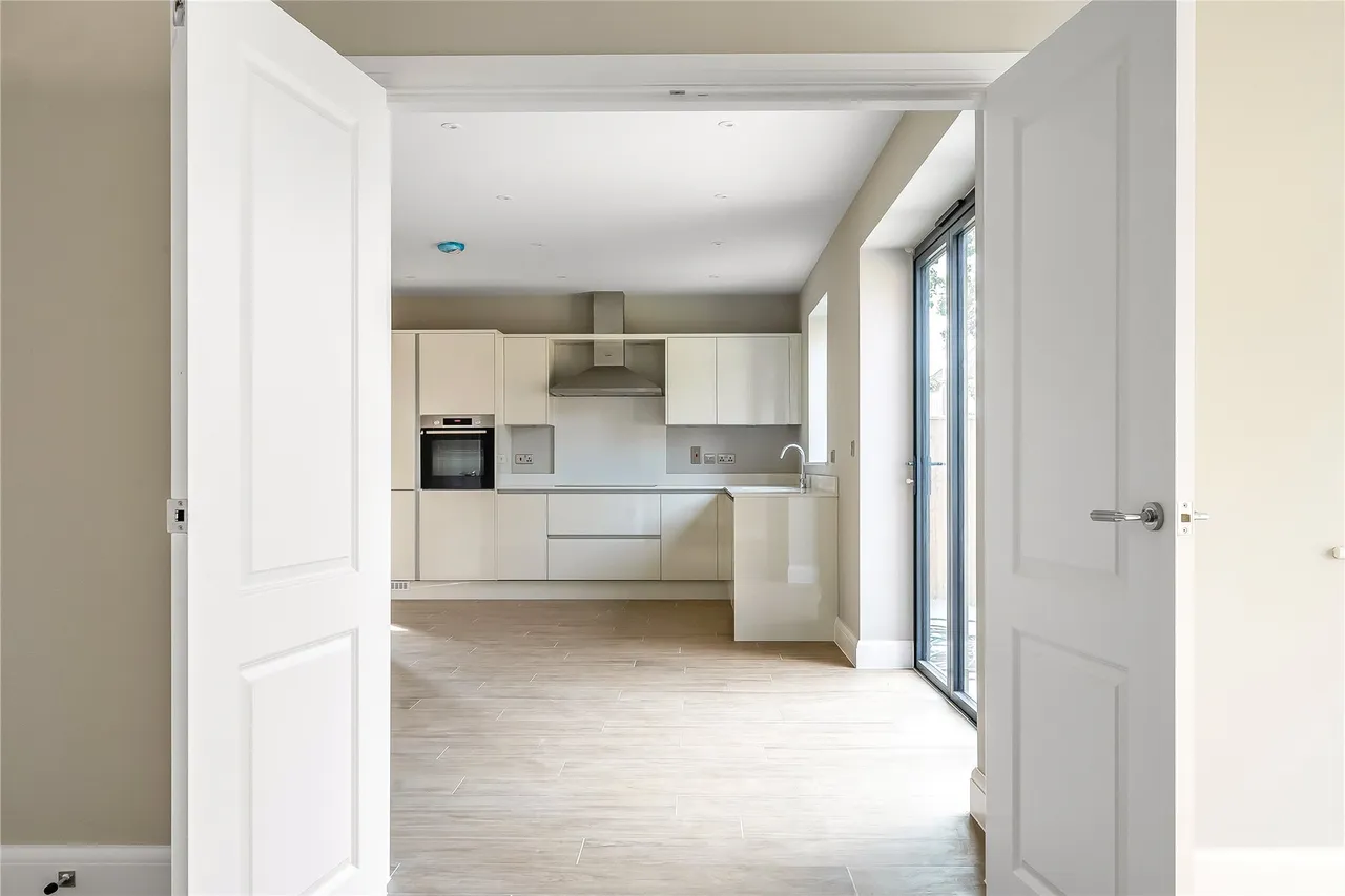 Orchard Road, Chessington, KT9, photo 18