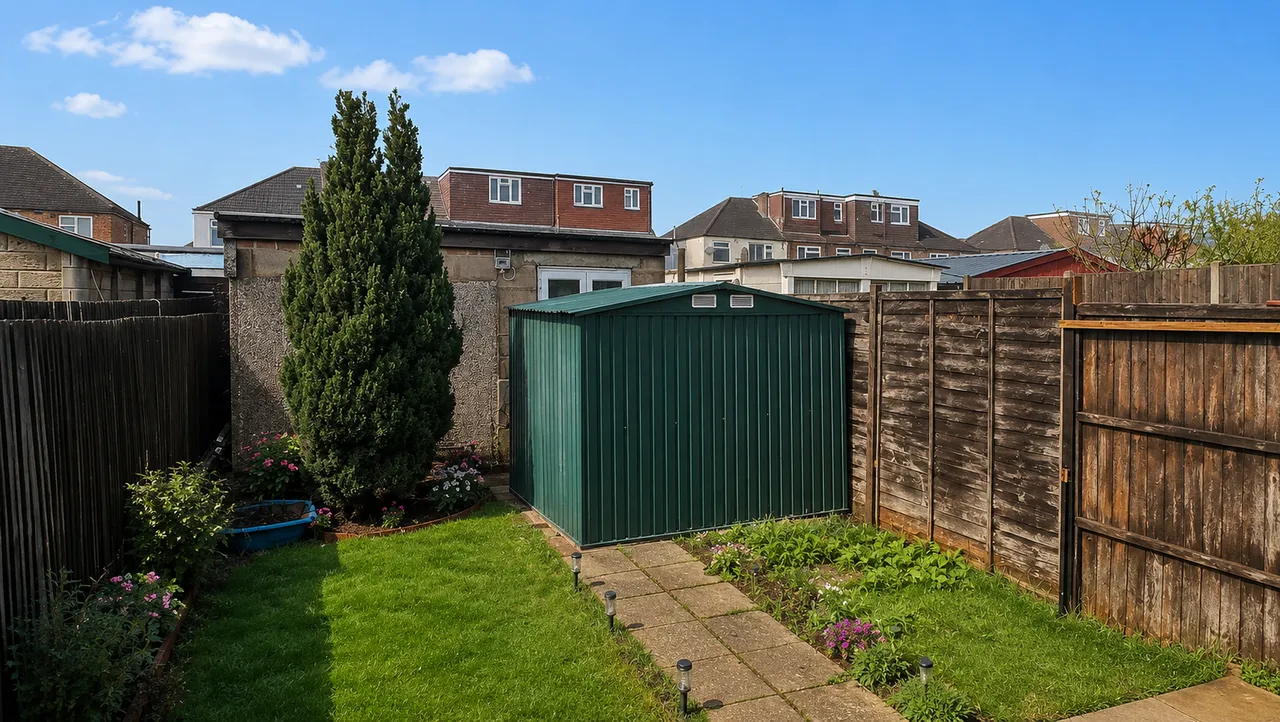 Barmouth Avenue, Medway Village, UB6, photo 7