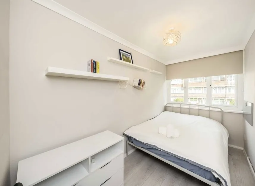Carey Gardens, South Lambeth, SW8, photo 6