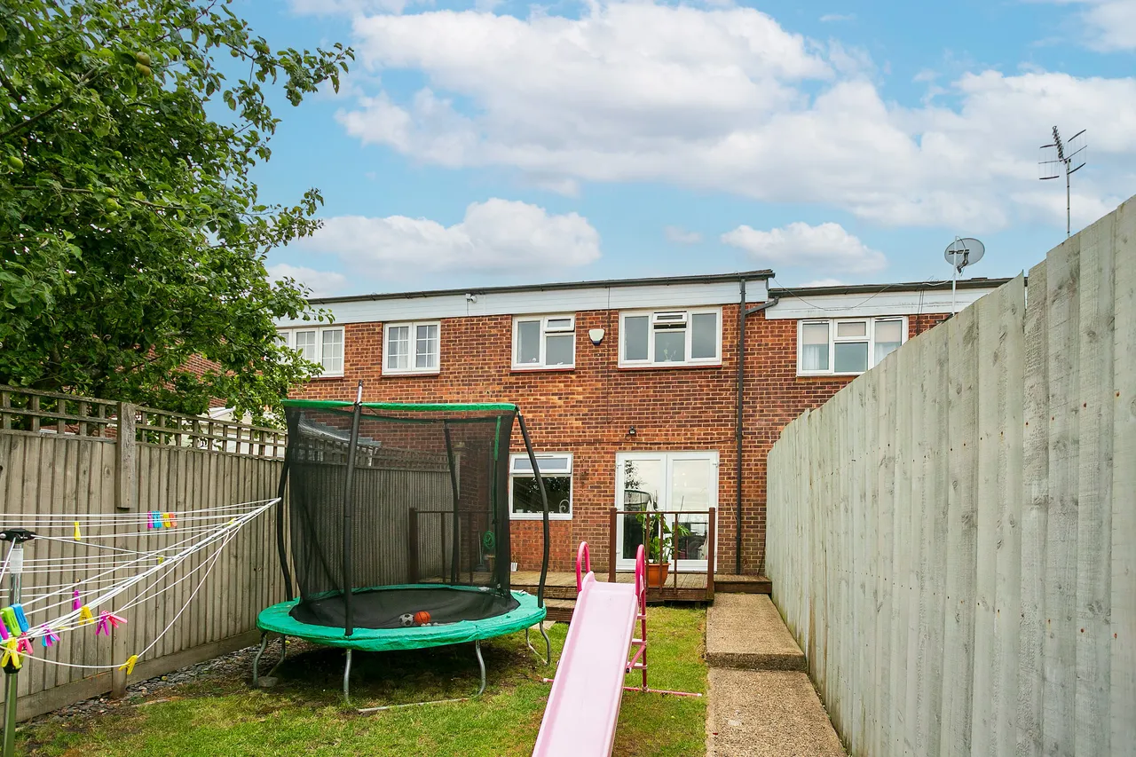 Bushey, WD23, photo 21