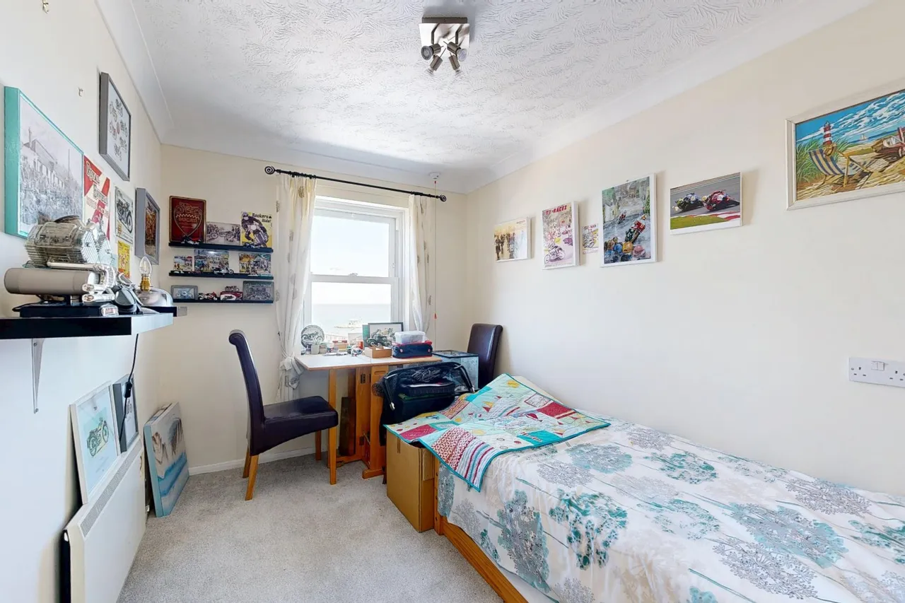 Pier Avenue, Herne Bay, CT6, photo 10
