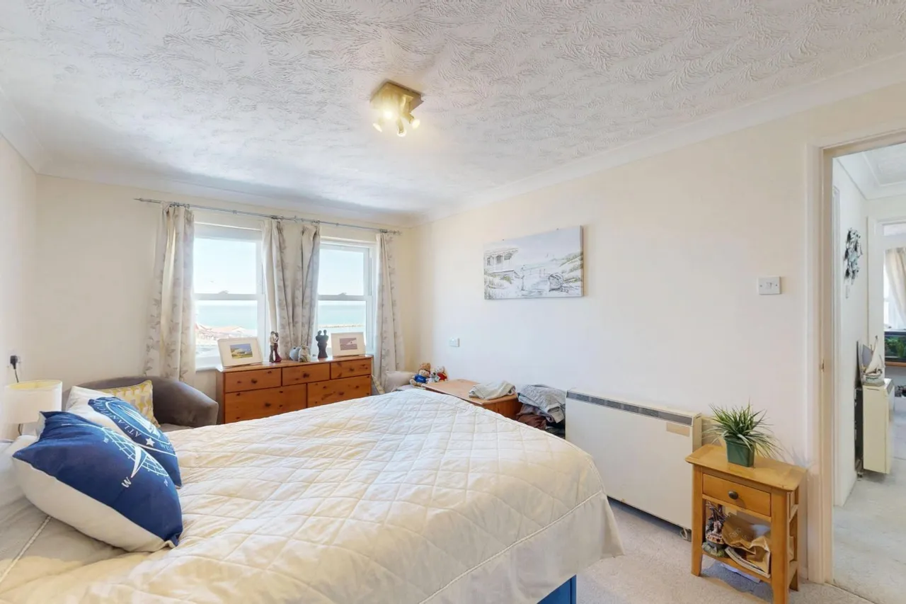 Pier Avenue, Herne Bay, CT6, photo 7