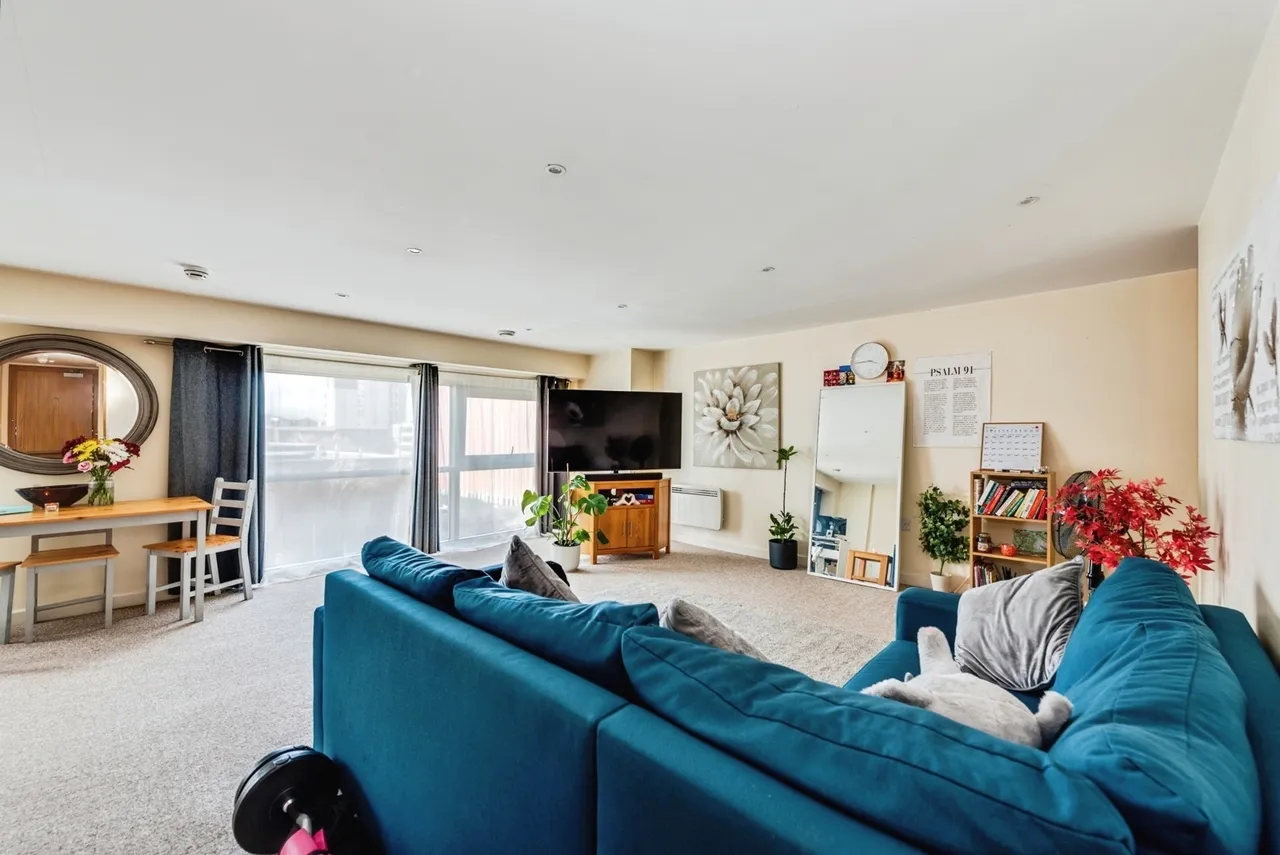 Beckhampton Street, Swindon, Wiltshire, SN1, photo 10