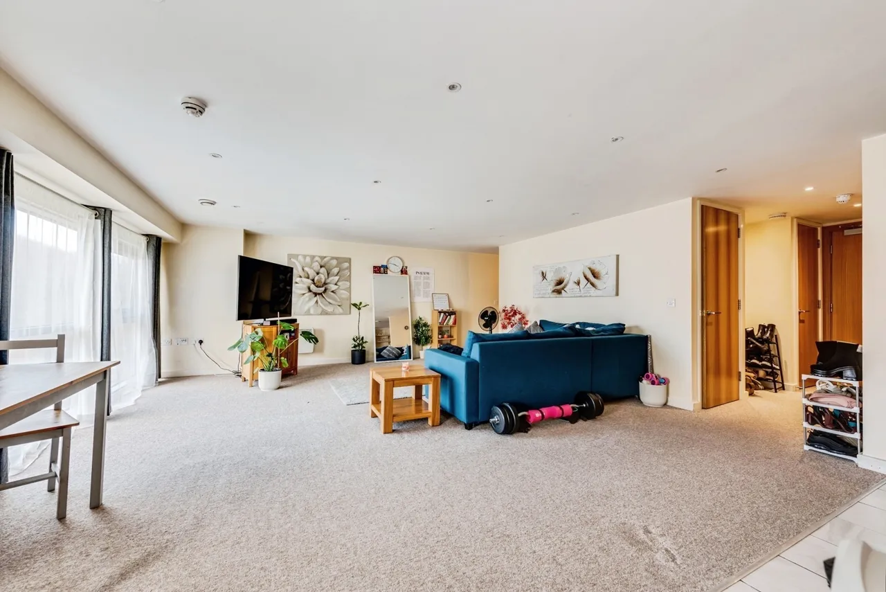 Beckhampton Street, Swindon, Wiltshire, SN1, photo 14