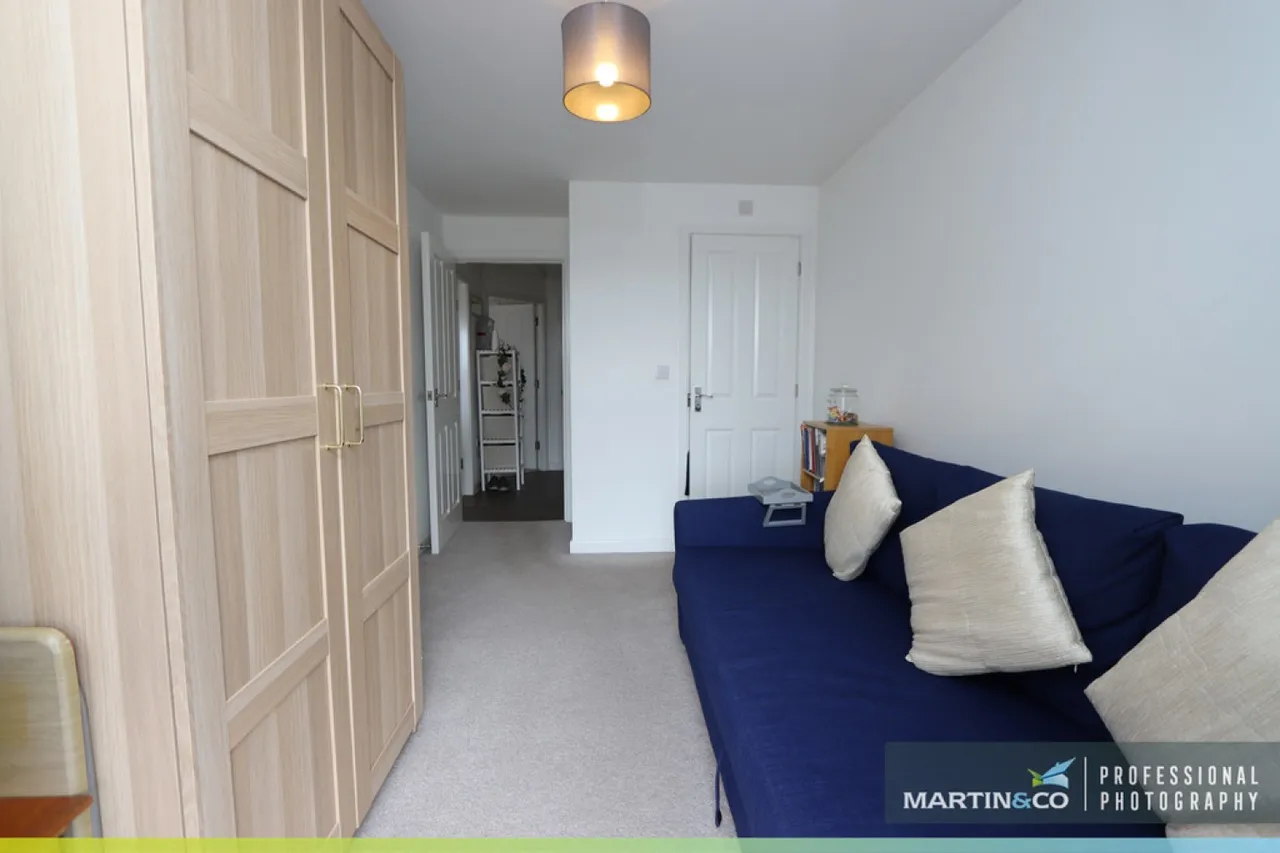 Church Road, St Edeyrns, photo 11