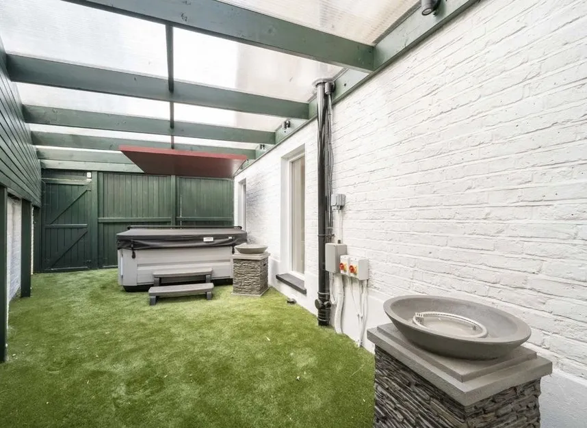 Heathfield Gardens, Chiswick, W4, photo 11