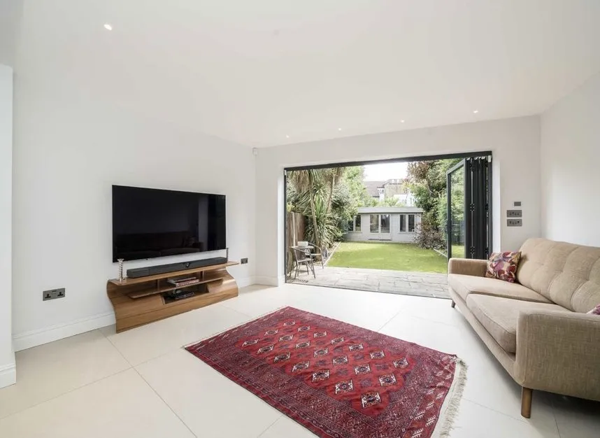 Heathfield Gardens, Chiswick, W4, photo 6