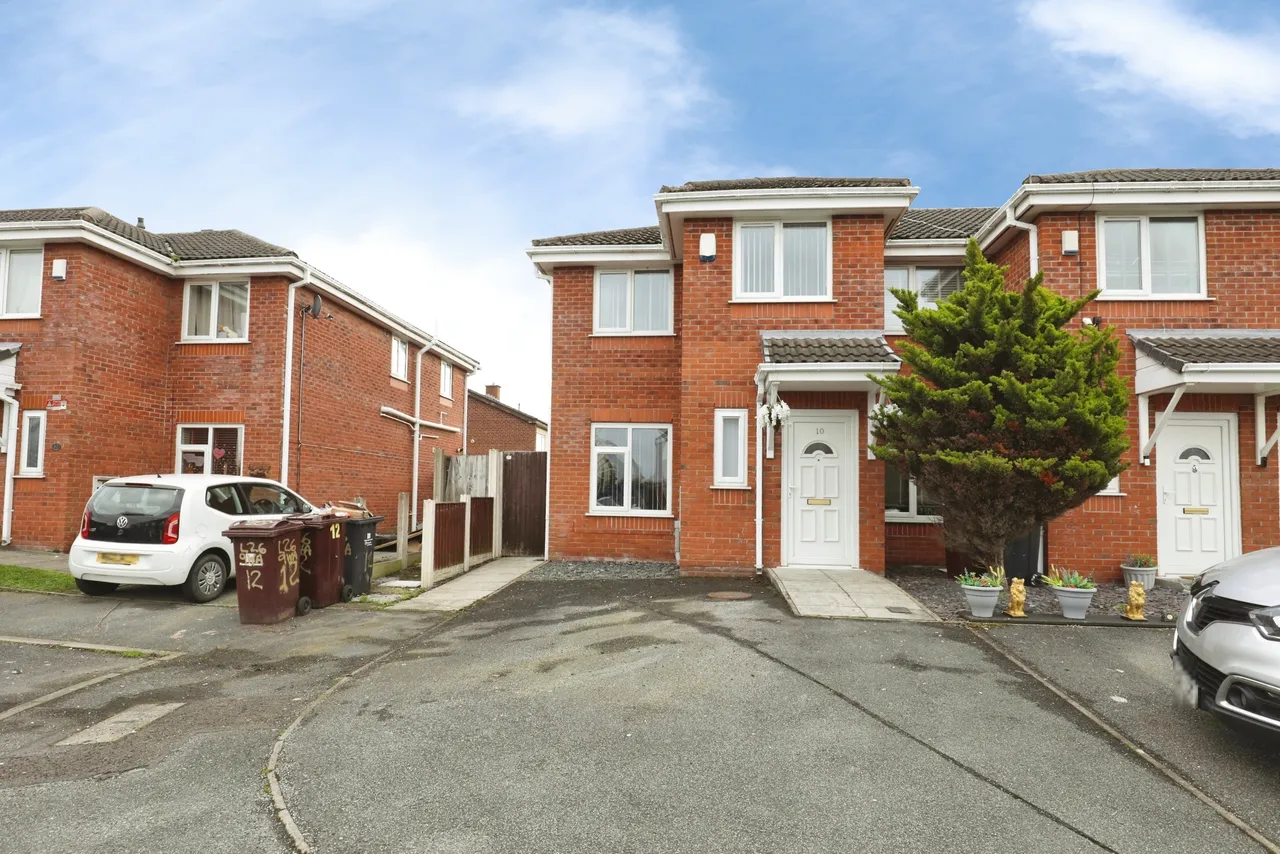 3 bed house for sale — Antons Court, Liverpool