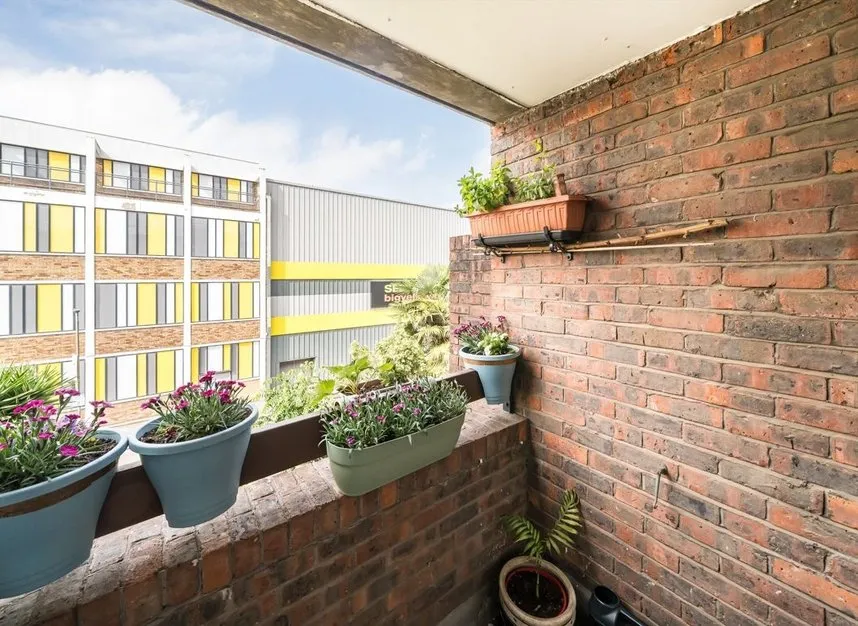 Carey Gardens, Battersea, SW8, photo 7