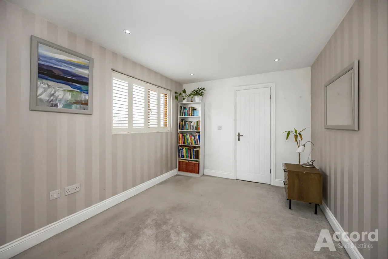 Church Lane, Upminster, RM14, photo 15