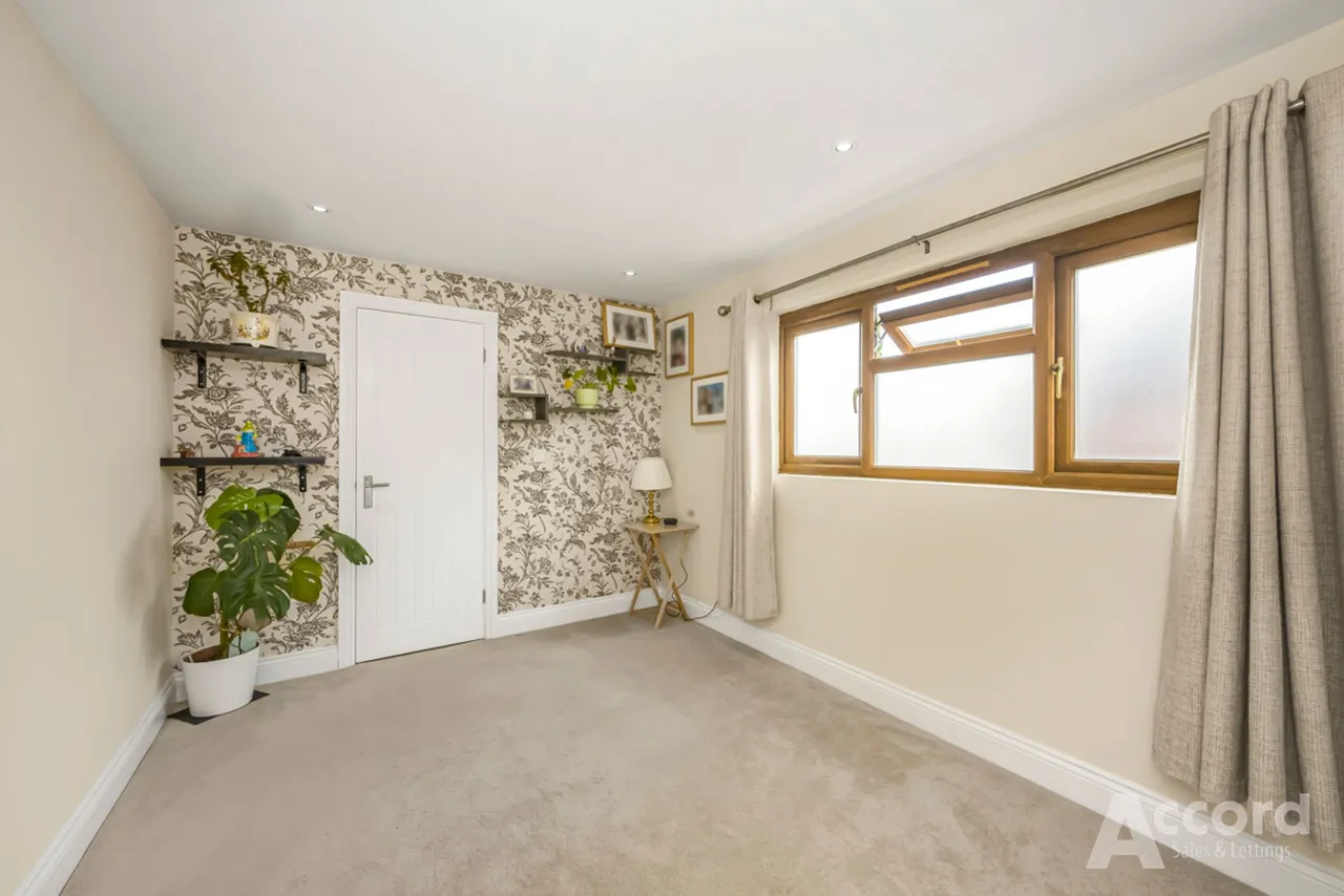 Church Lane, Upminster, RM14, photo 49