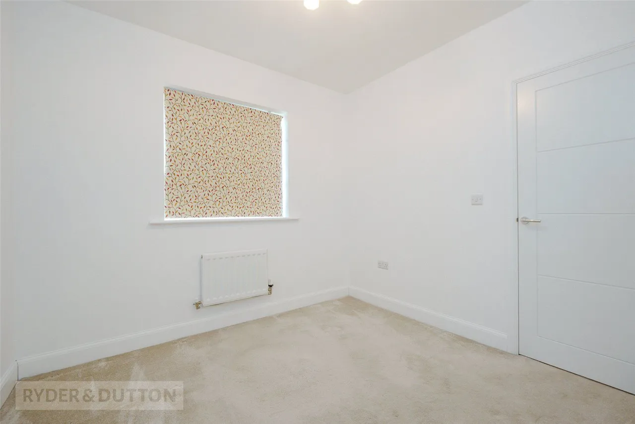 Tennyson Avenue, Lindley, HD3, photo 22