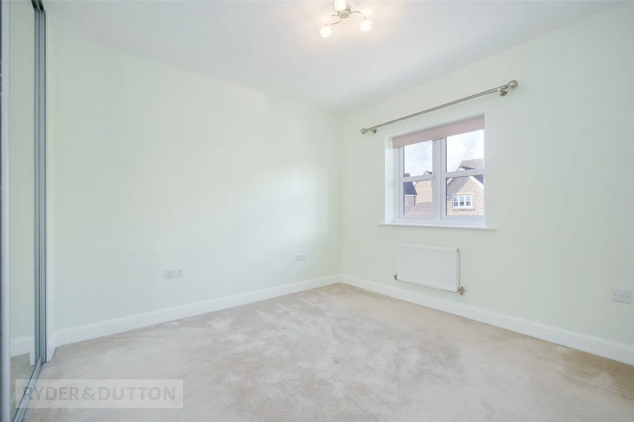 Tennyson Avenue, Lindley, HD3, photo 16