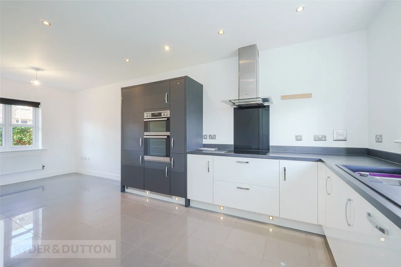 Tennyson Avenue, Lindley, HD3, photo 2