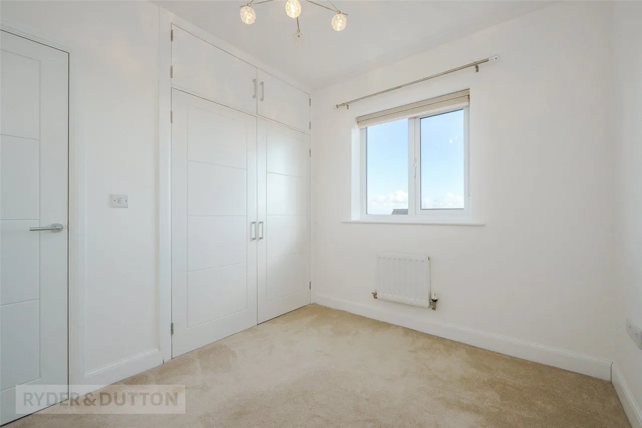 Tennyson Avenue, Lindley, HD3, photo 20