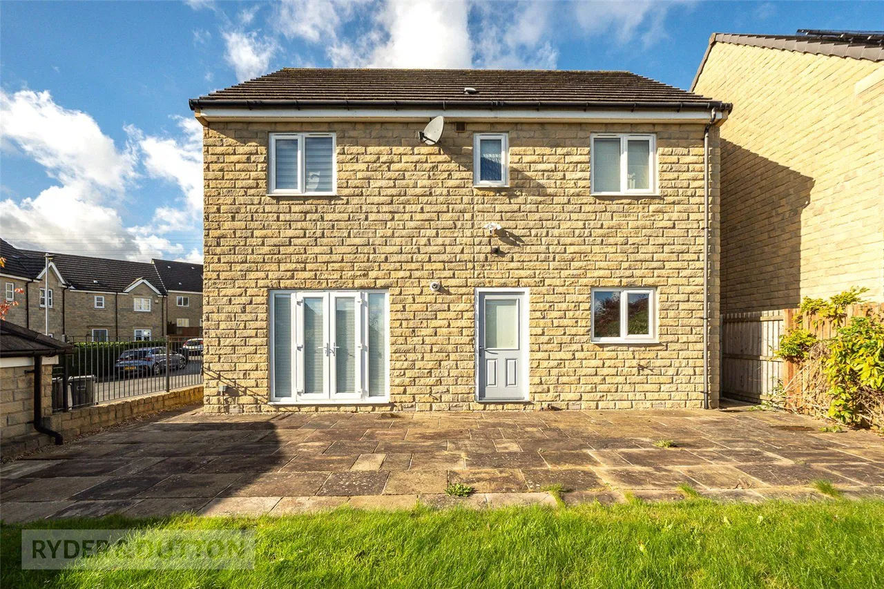 Tennyson Avenue, Lindley, HD3, photo 4