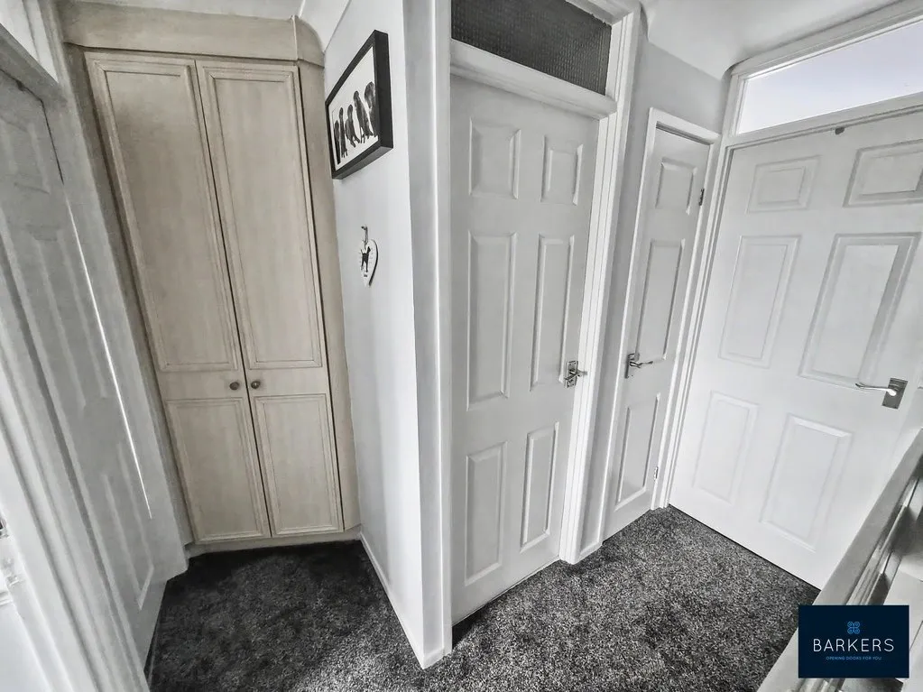 Elm Court, Birkenshaw BD11 2PF, photo 12