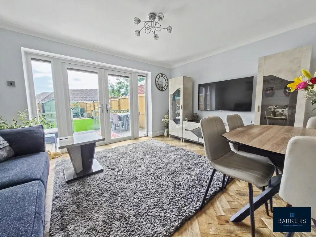 Elm Court, Birkenshaw BD11 2PF, photo 3
