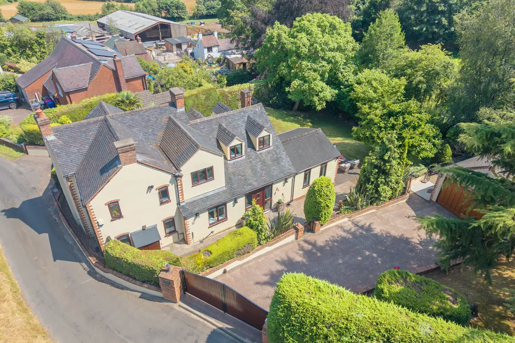 Shaw Lane, Gentleshaw, photo 4