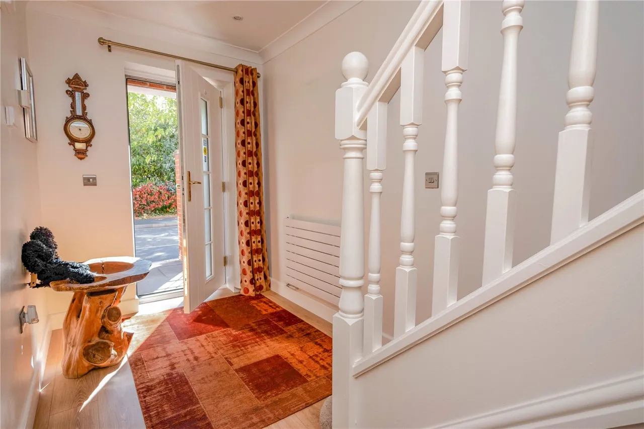 Newton Square, Bromsgrove, Worcestershire, B60 3GB, photo 11