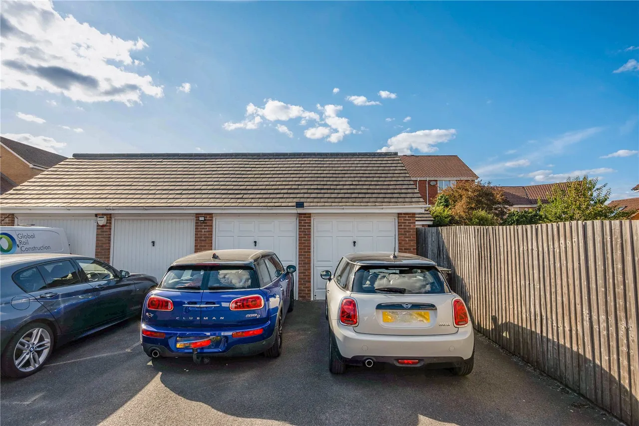 Newton Square, Bromsgrove, Worcestershire, B60 3GB, photo 29