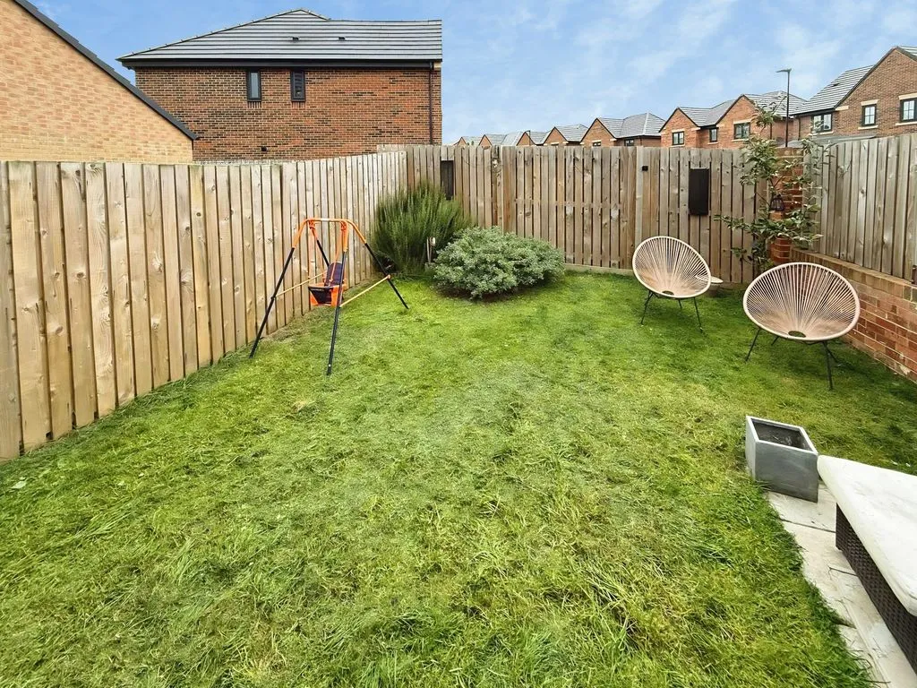 Newcastle Upon Tyne NE13 7FW, NE13, photo 7