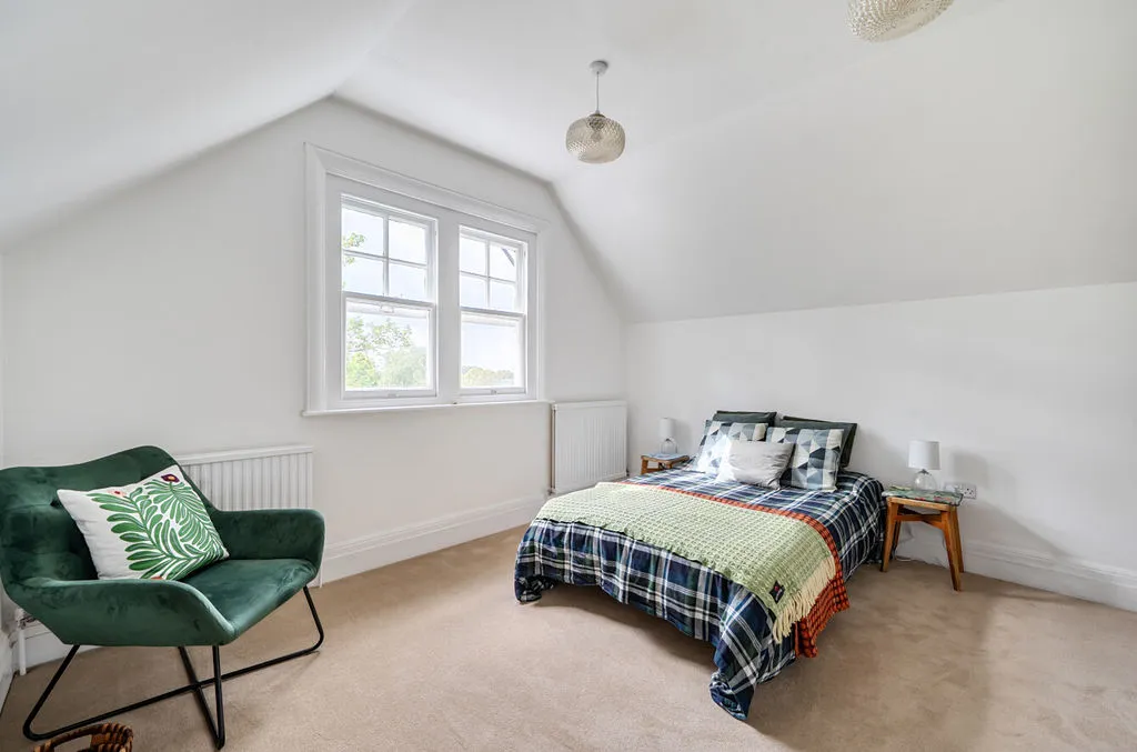 Russell Hill, Purley CR8 2JA, photo 18