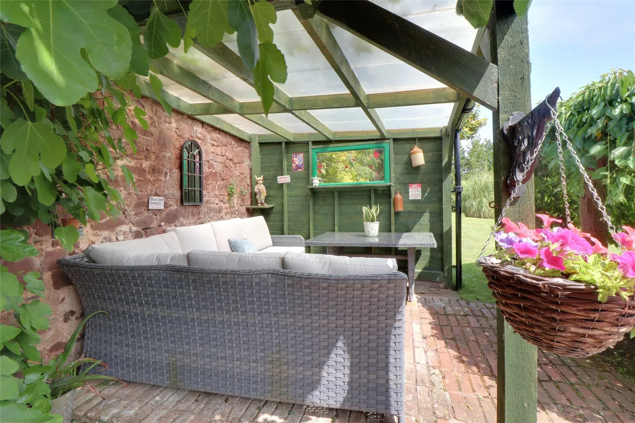 Combeland Road, Alcombe, TA24, photo 17