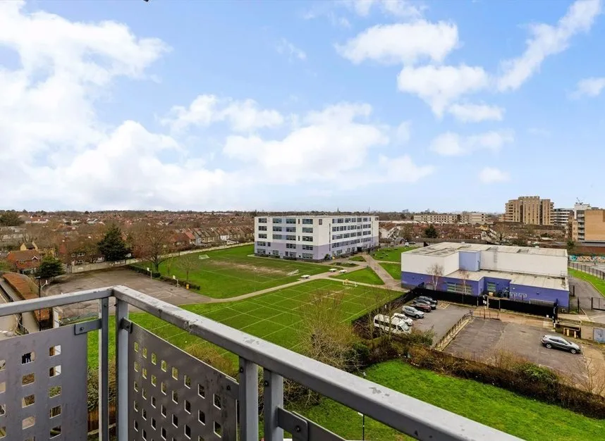 Prince Regent Road, Hounslow, TW3, photo 6