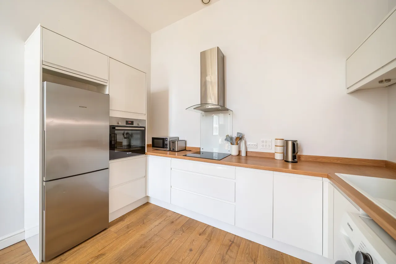 330 Garratt Lane, London, SW18, photo 5
